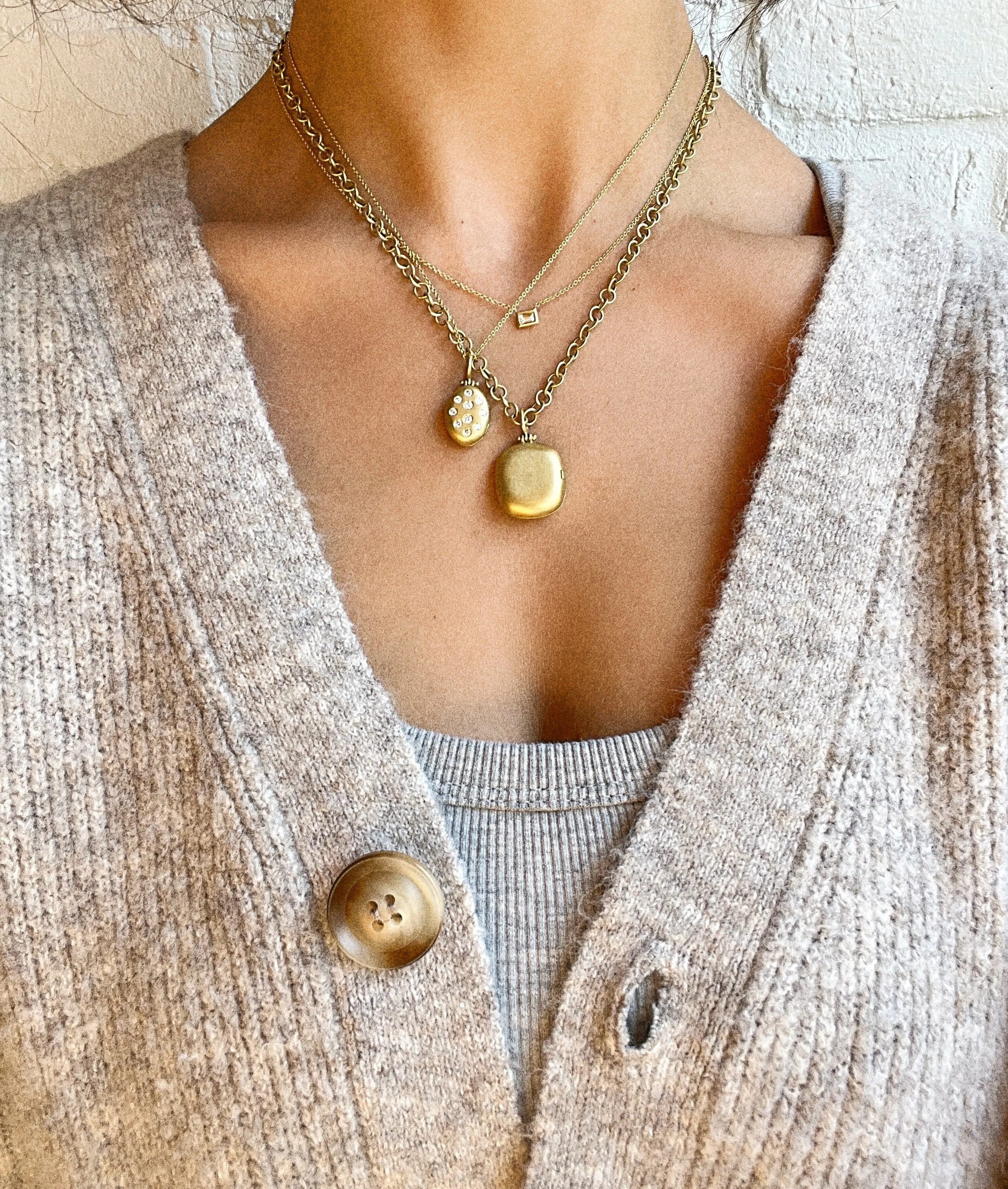 18 Karat Gold Cushion-Shaped Locket