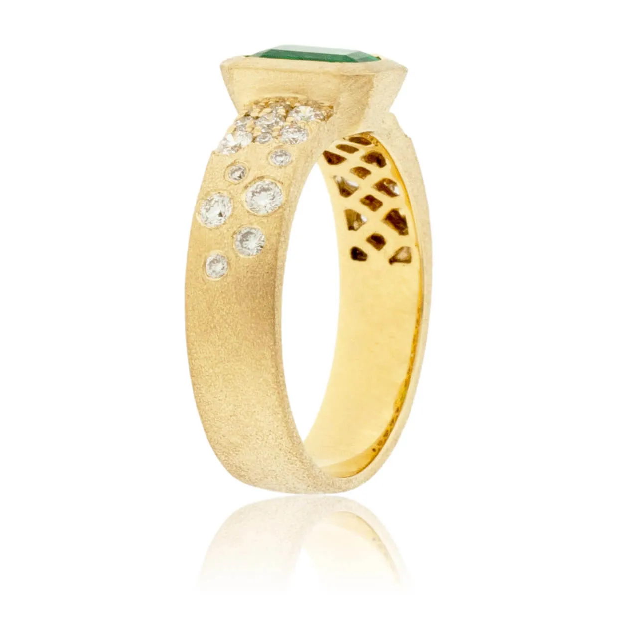 Bezel Set Emerald-Cut Emerald in Yellow Gold with Flush Set Diamond Band