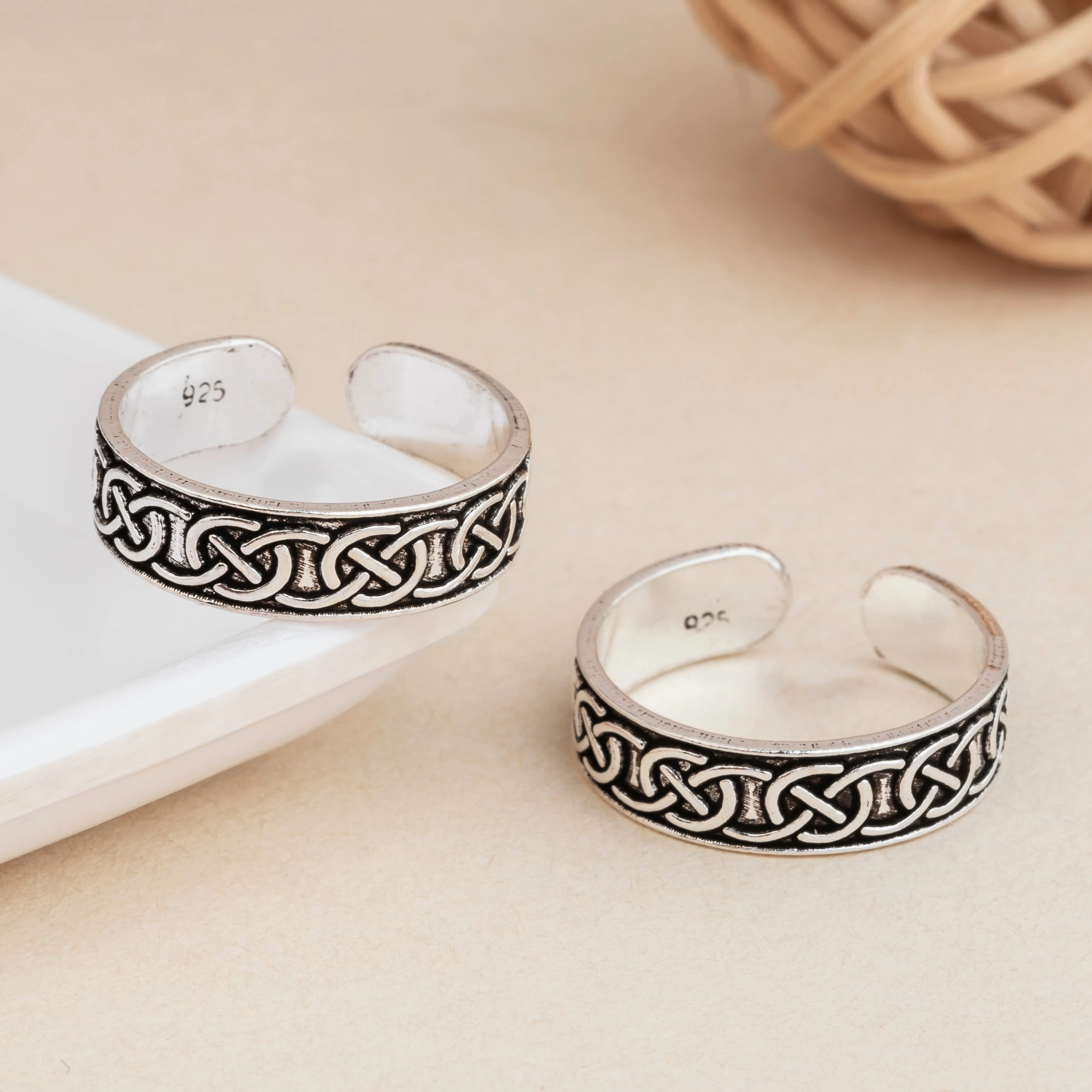 Silver Infinity Weave Toe Ring