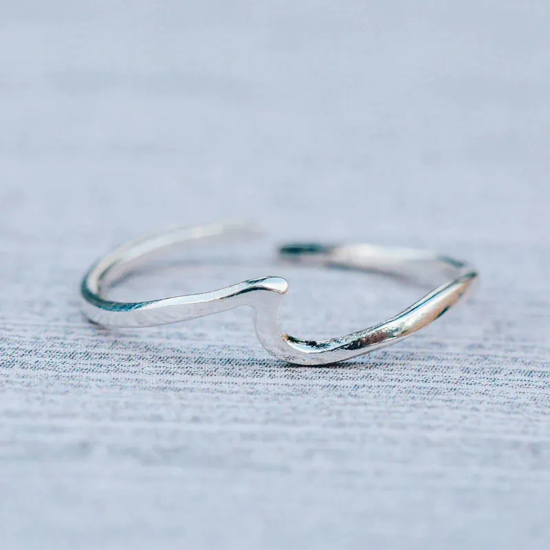 Wave Toe Ring