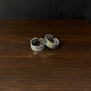 Waved Design Band Toe Ring